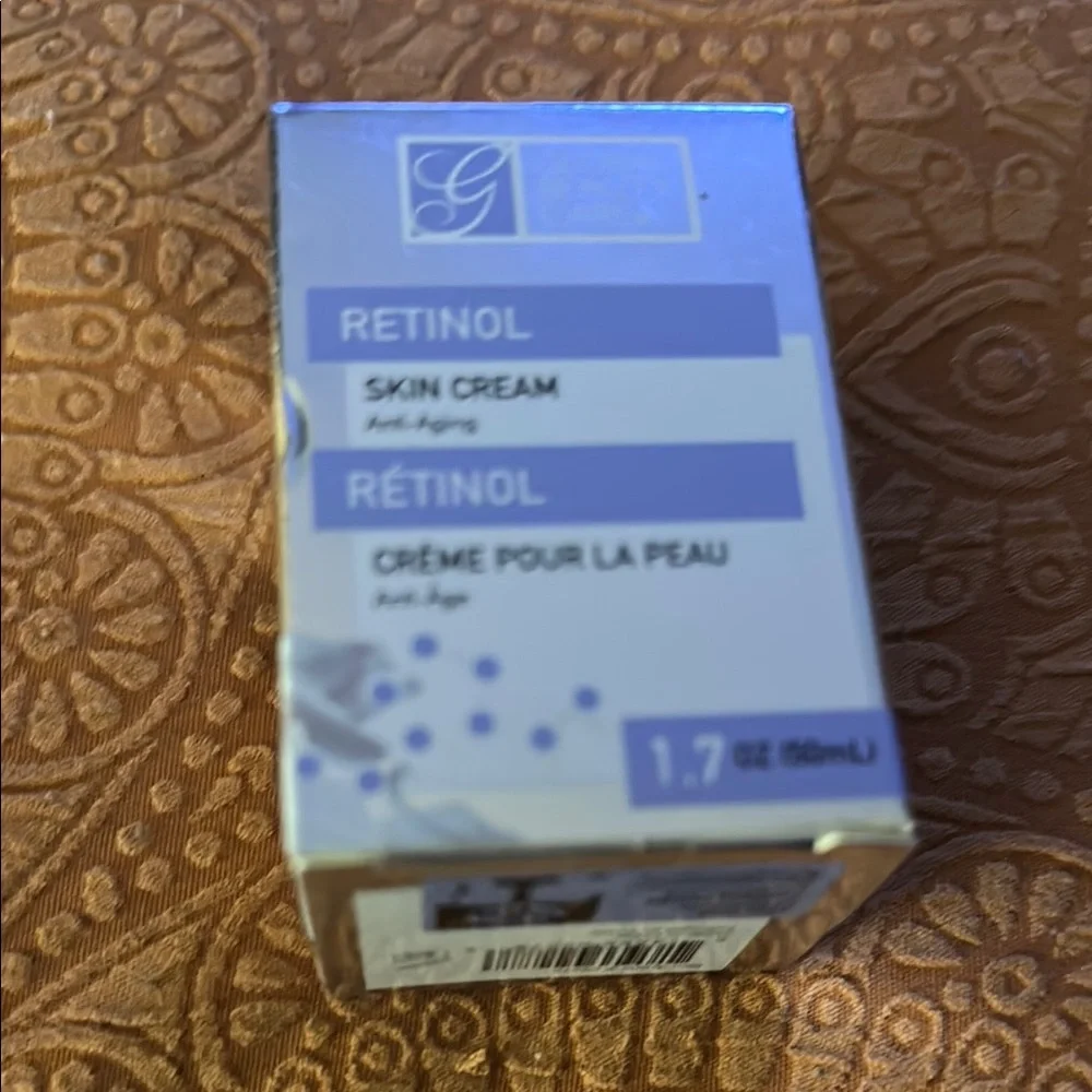 Retinol Skin anti-aging Cream - Blue and Purple